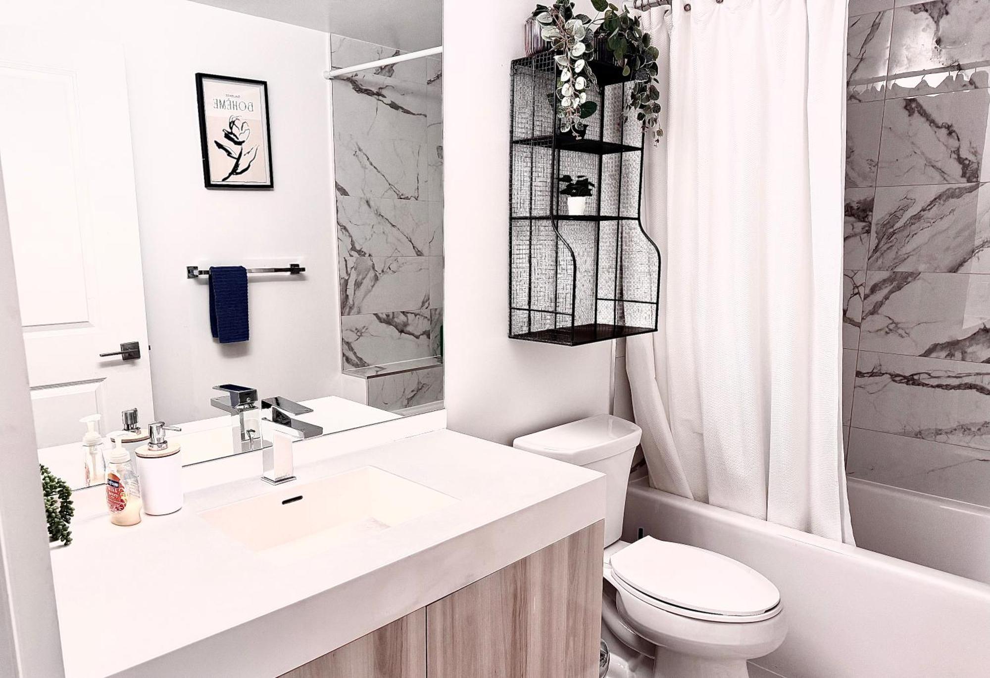 Elegant Condo Near Eaton Centre Mall 토론토 외부 사진